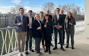 Partnersitzung und Urkundenübergabe in Köln